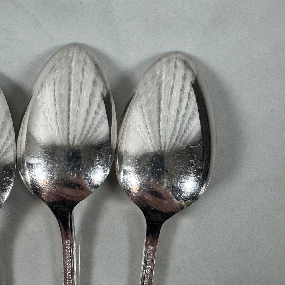 Set of 4 Oneida Simeon L & George H Rogers‎ Silver Plated Teaspoons Lot 1